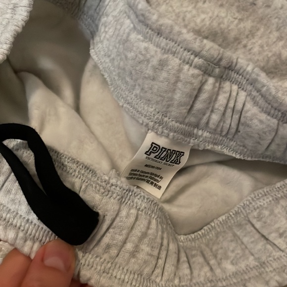 Vs pink campus pant size medium heather grey new - Picture 4 of 5